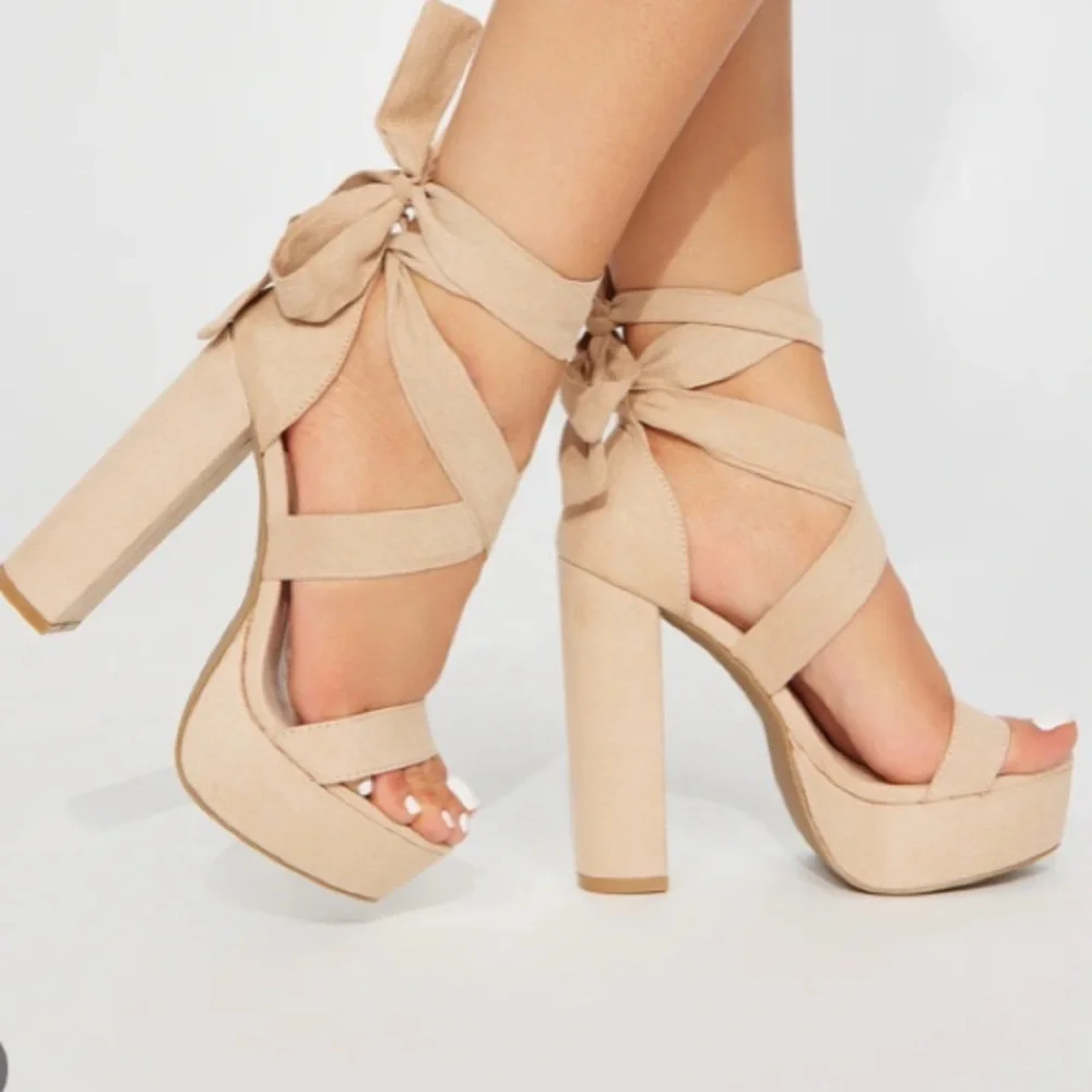 Fashion Nova Olive Green Plot Twist Platform Wrap Up Heels Size 9